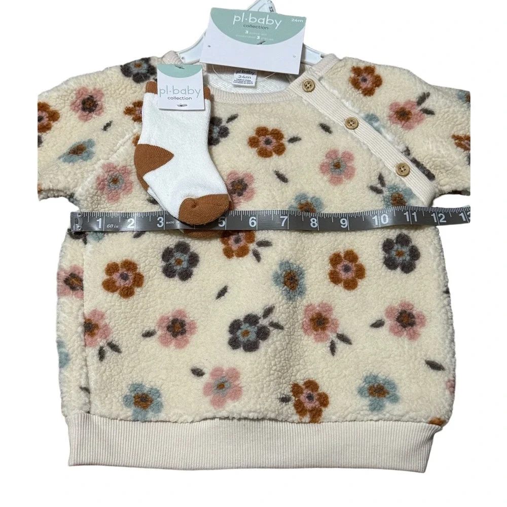 PL Baby Floral Fleece Baby Outfit with Pants Socks Set Polyester Size 24 Months